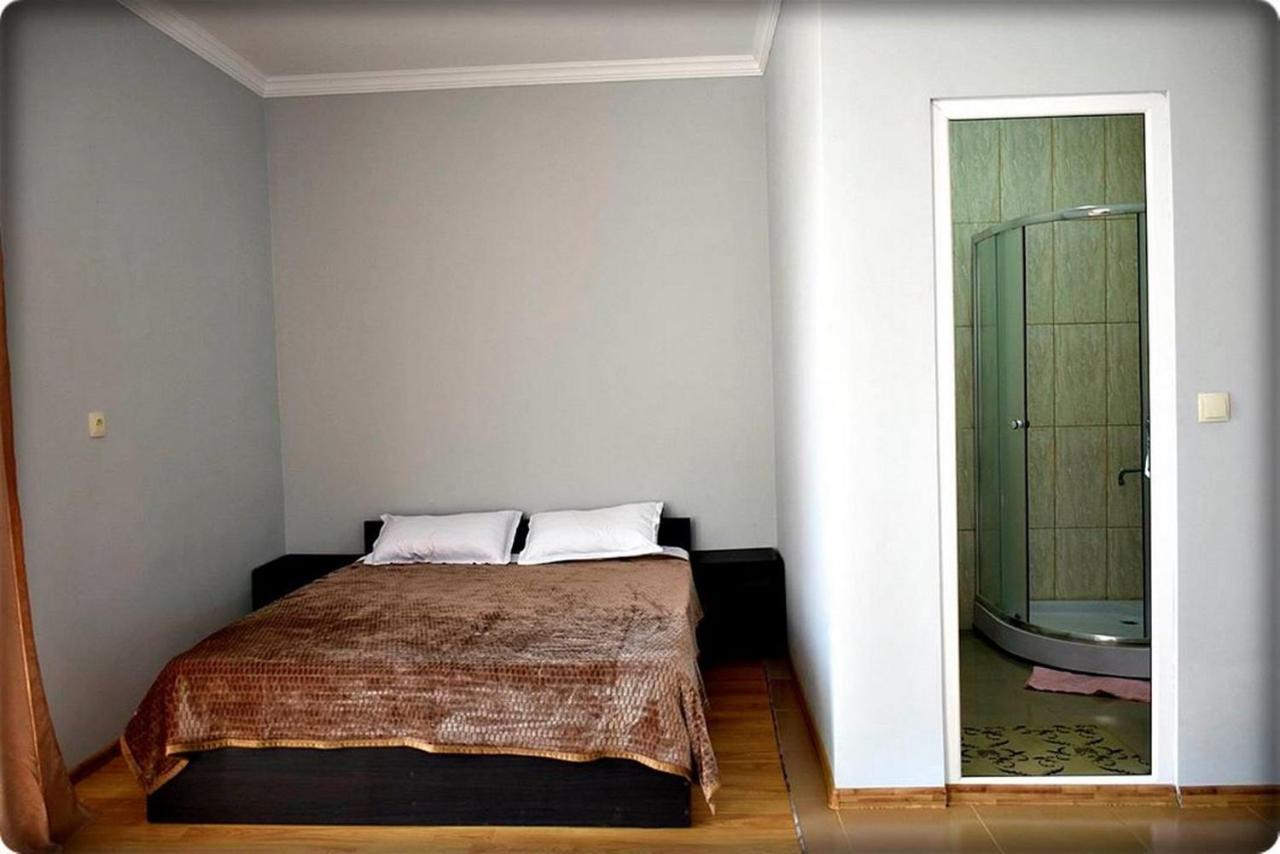Guest House Qedi Jvari Exterior foto