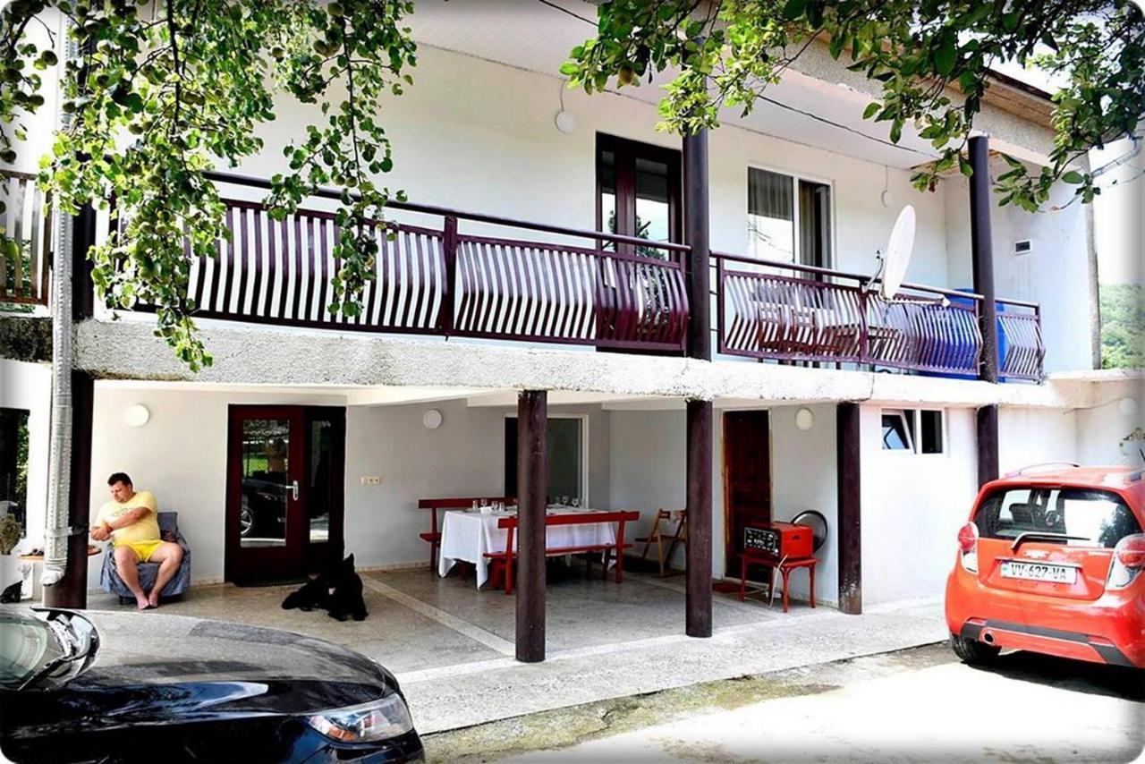 Guest House Qedi Jvari Exterior foto